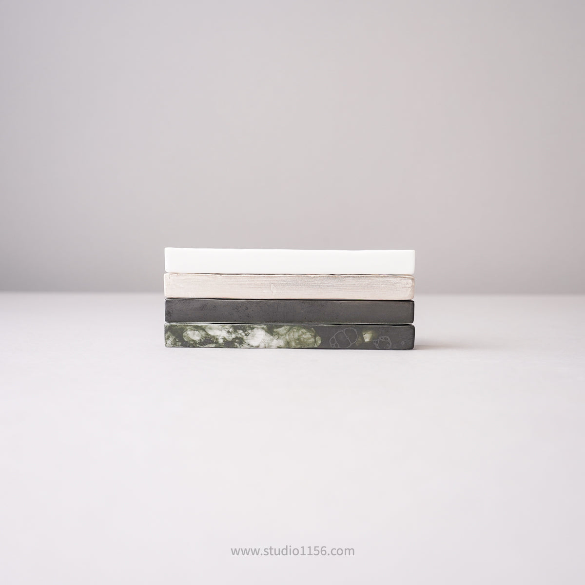 有田焼 エッグシェル 硯石カトラリーレスト 10cm Yamahei Studio1156