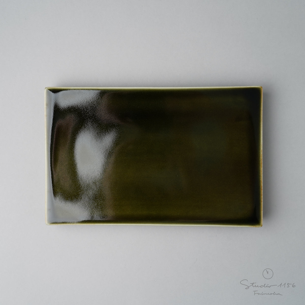 有田焼 高台長角皿 25cm 苔 Zuiho Studio1156