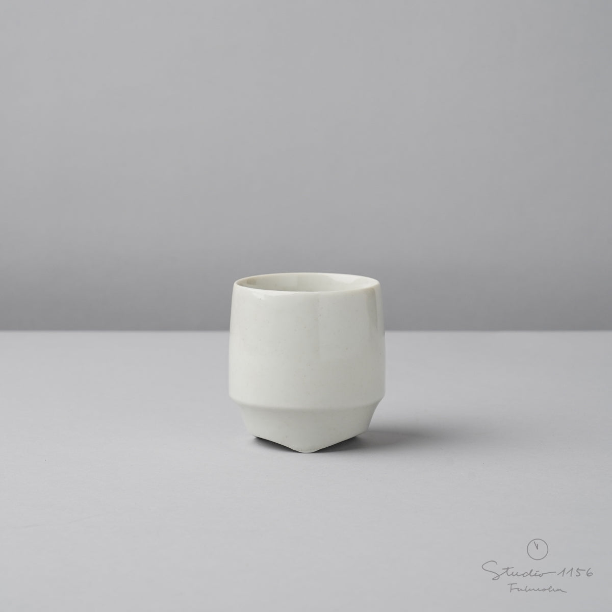 有田焼 Glaze 香酒盃 (S) フリーカップ 130ml 土灰釉 Zuiho Studio1156