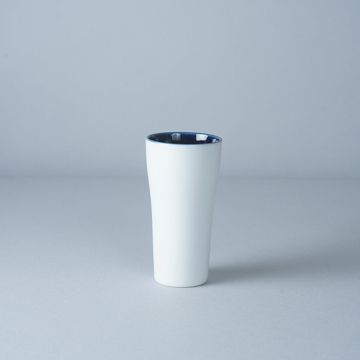 有田焼 外刷毛 ペストルタンブラー 冷酒カップ 120ml 墨瑠璃 ARITA PORCELAIN LAB Studio1156