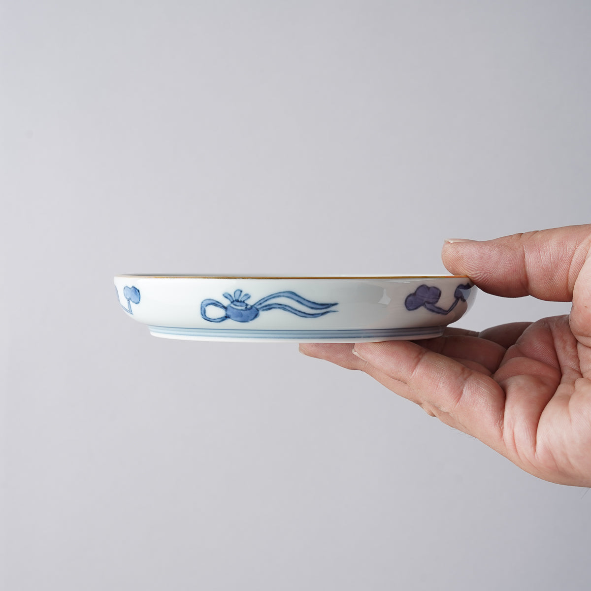 有田焼 古伊万里草花紋 四五寸丸皿 13.5cm 弥左ヱ門 - Studio1156