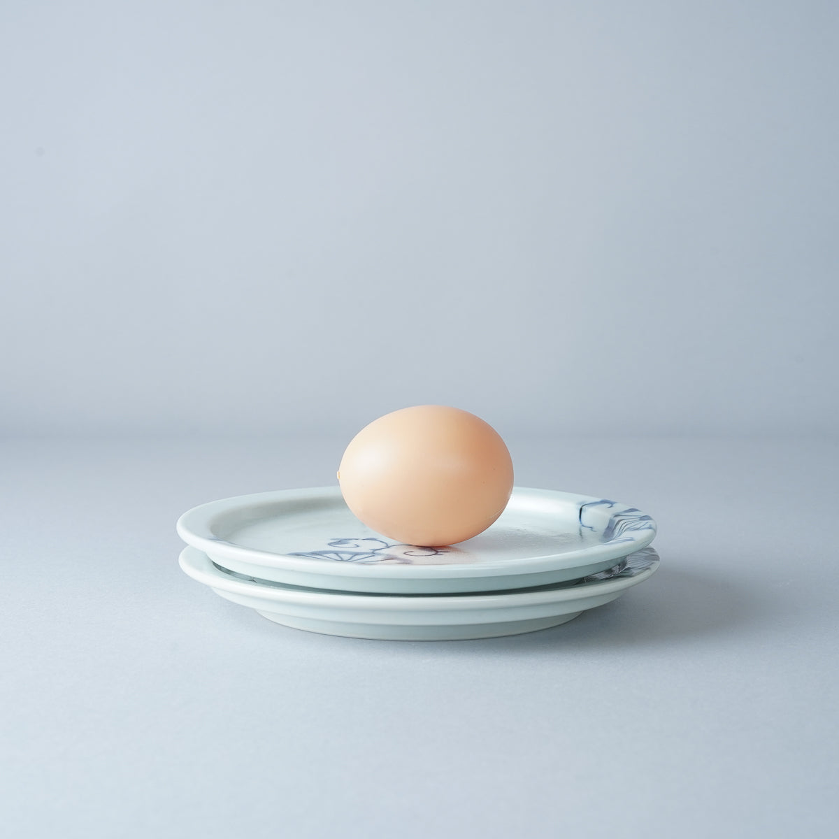 有田焼 染付菊絵 五寸天平皿 14.5cm アリタポーセリンラボ