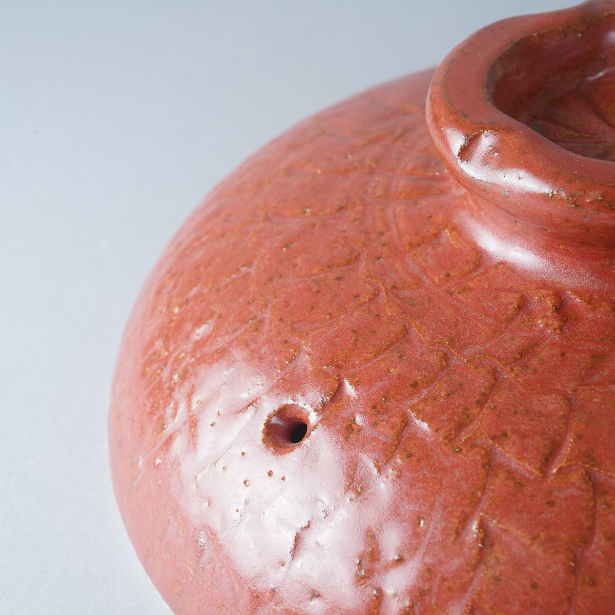 有田焼 赤釉 飛び鉋釜型鍋 五合炊き ご飯土鍋 24.5cm [オーブン直火対応] Anraku Studio1156