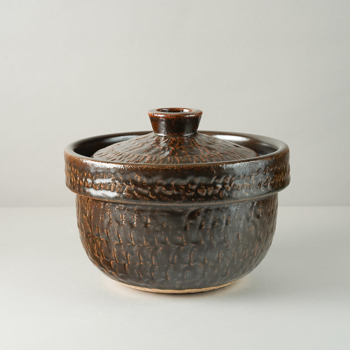 有田焼 飛び鉋彫 ご飯土鍋 三合炊 [オーブン直火対応] 濃茶 Anraku Studio1156