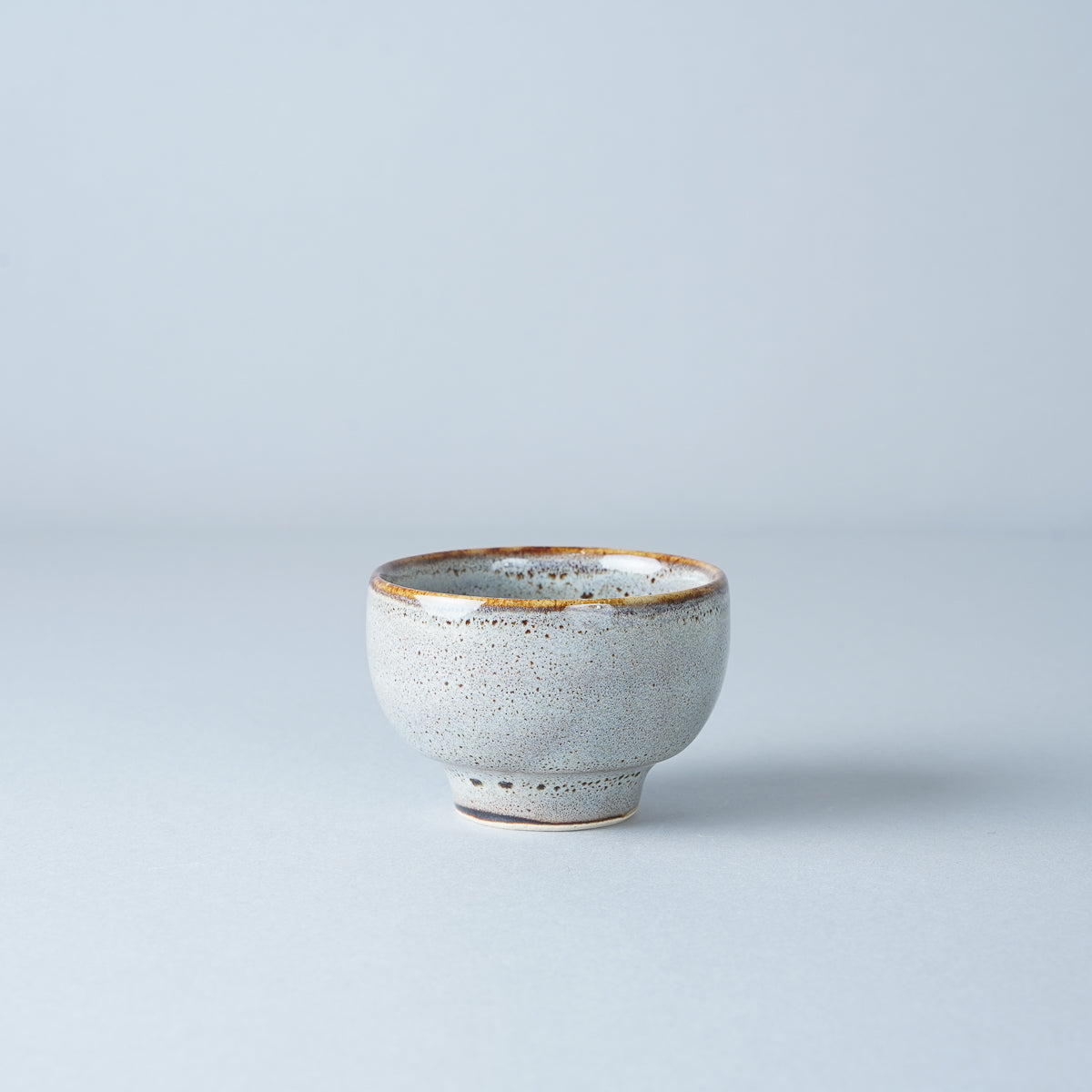 波佐見焼 桜釉 片口酒器 250ml 長十郎窯 - Studio1156