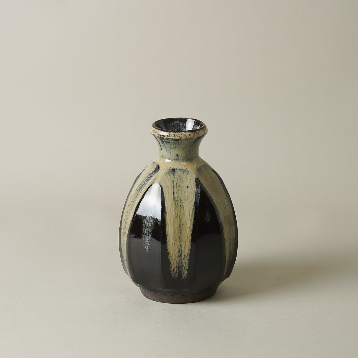 波佐見焼 朝鮮唐津 面取徳利/ぐい呑 (300ml / 60ml) 長十郎窯 - Studio1156