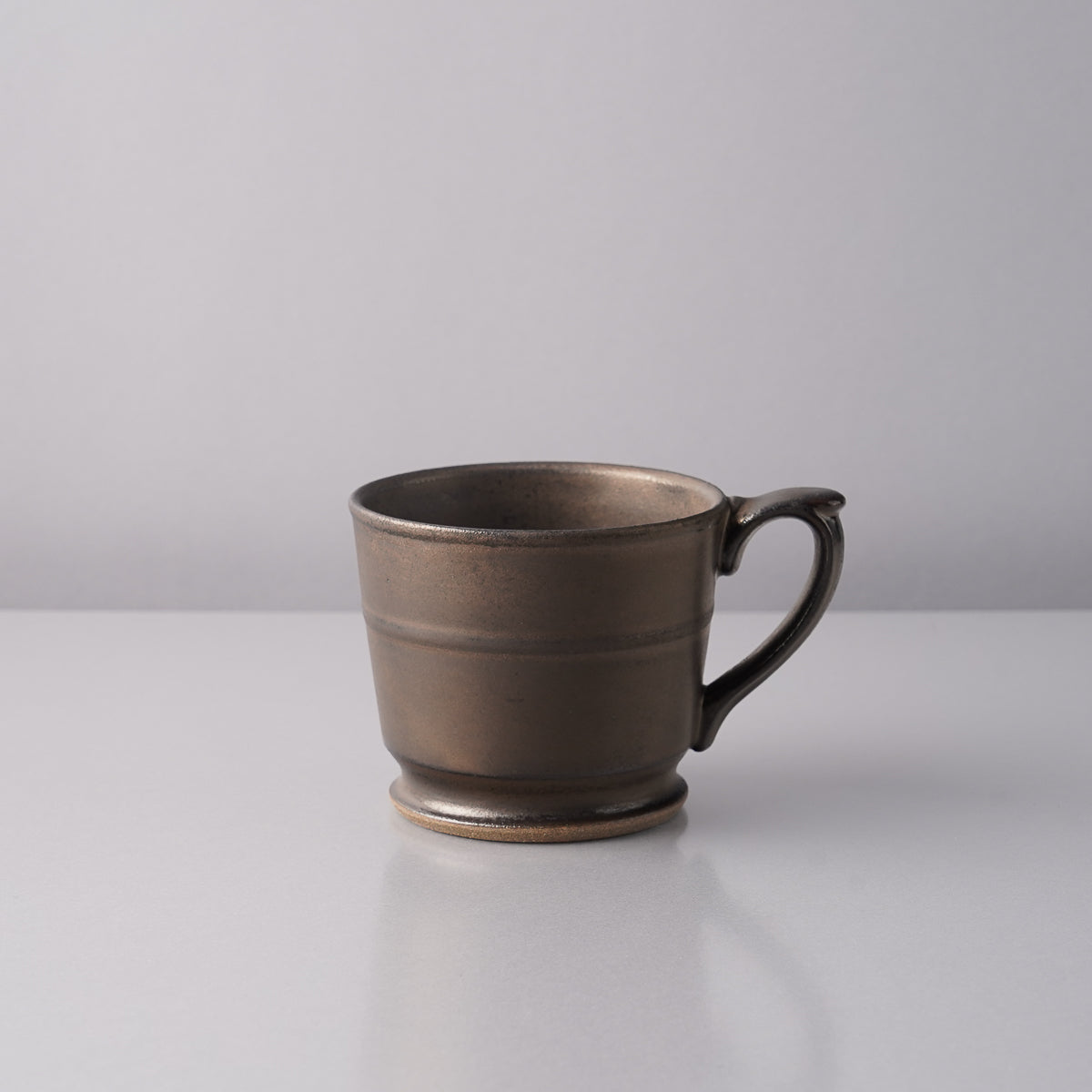 波佐見焼 smith mug マグカップ 300ml マンガンBK essence Studio1156