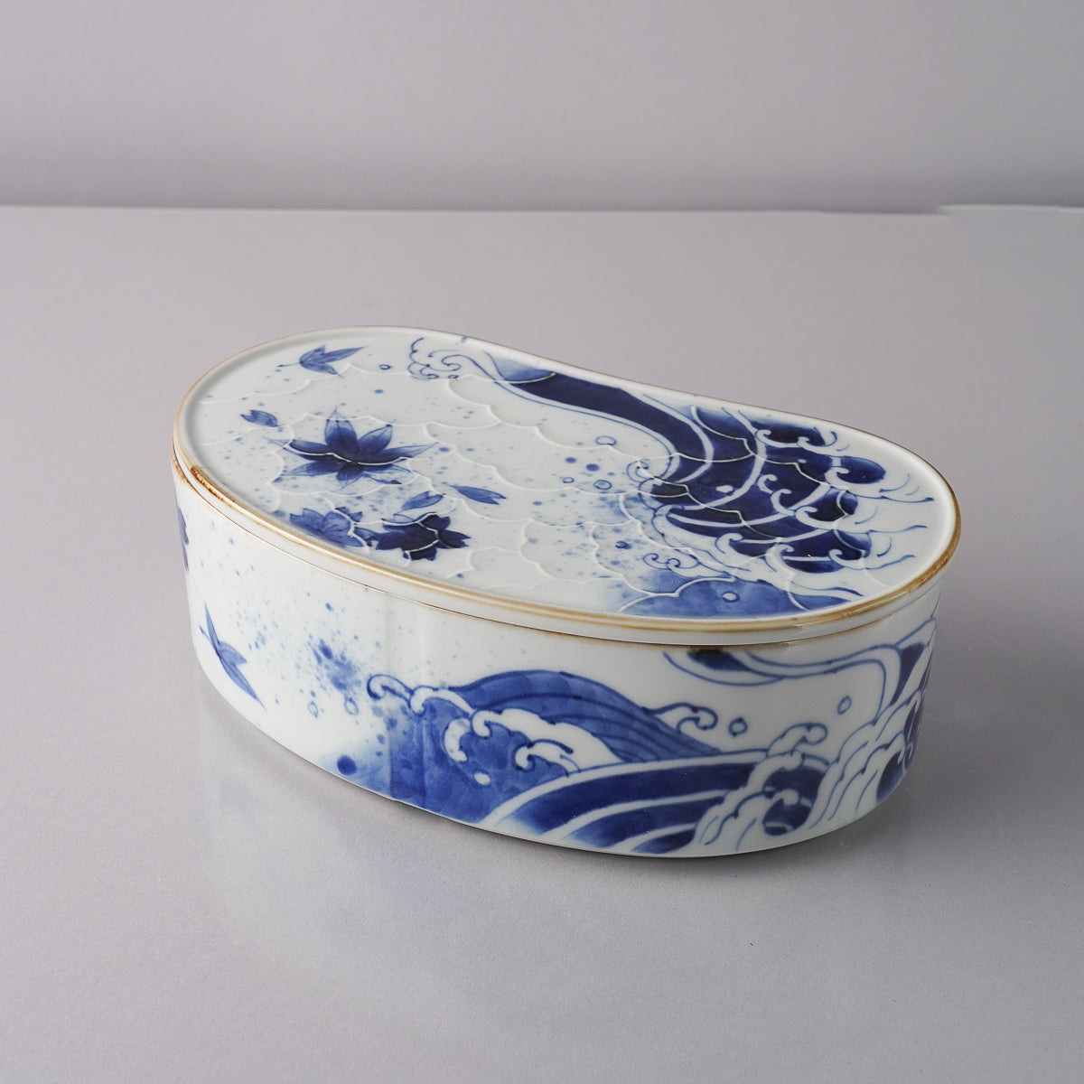 有田焼 染付 波濃春秋紋 繭型蓋物(ふたもの) 20cm Fukusen Studio1156