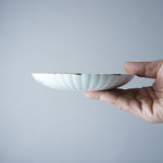有田焼 染付花絵 薄手菊割取皿 16cm Fukusen Studio1156