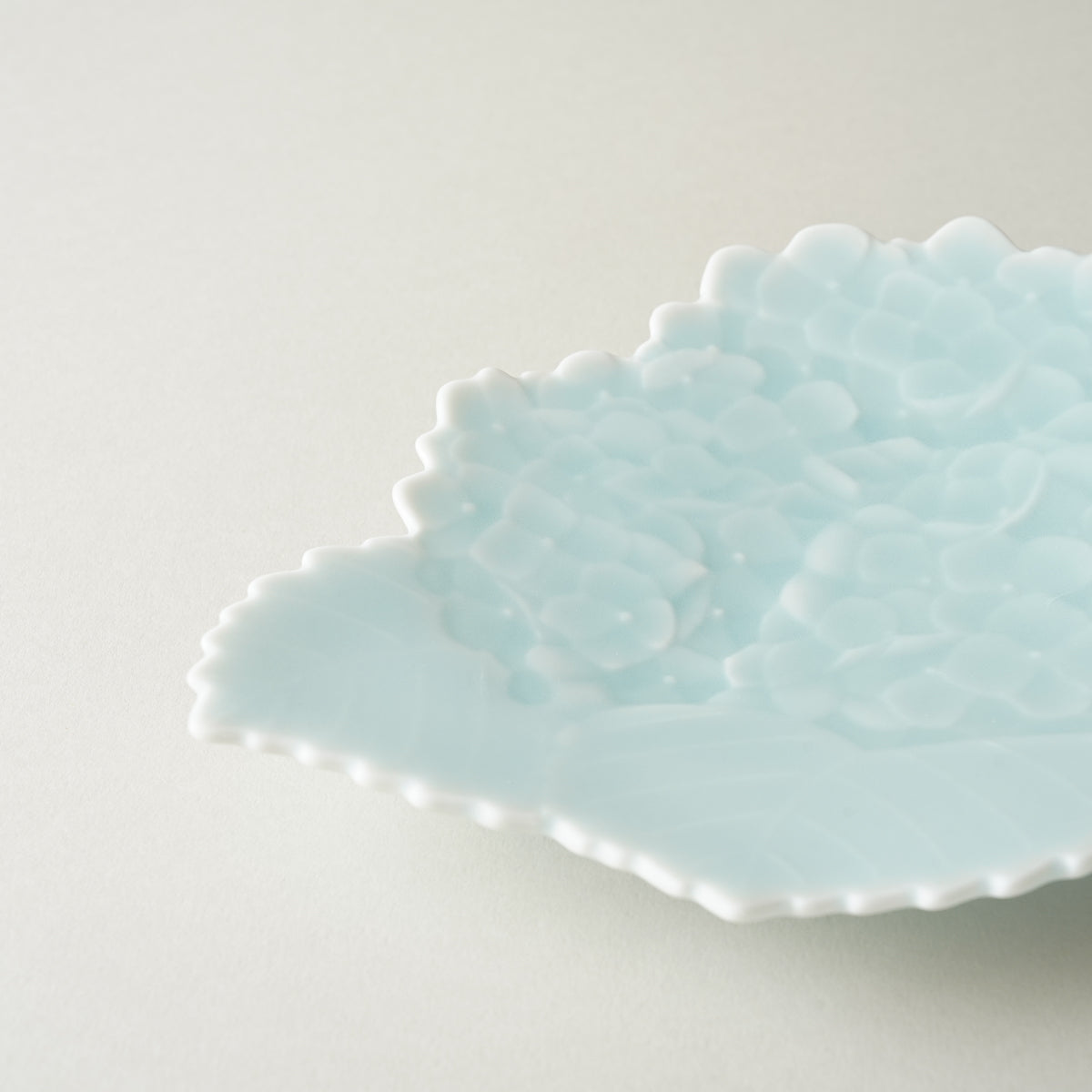 伊万里焼 モイスト 紫陽花 銘々皿 18cm Hataman Studio1156