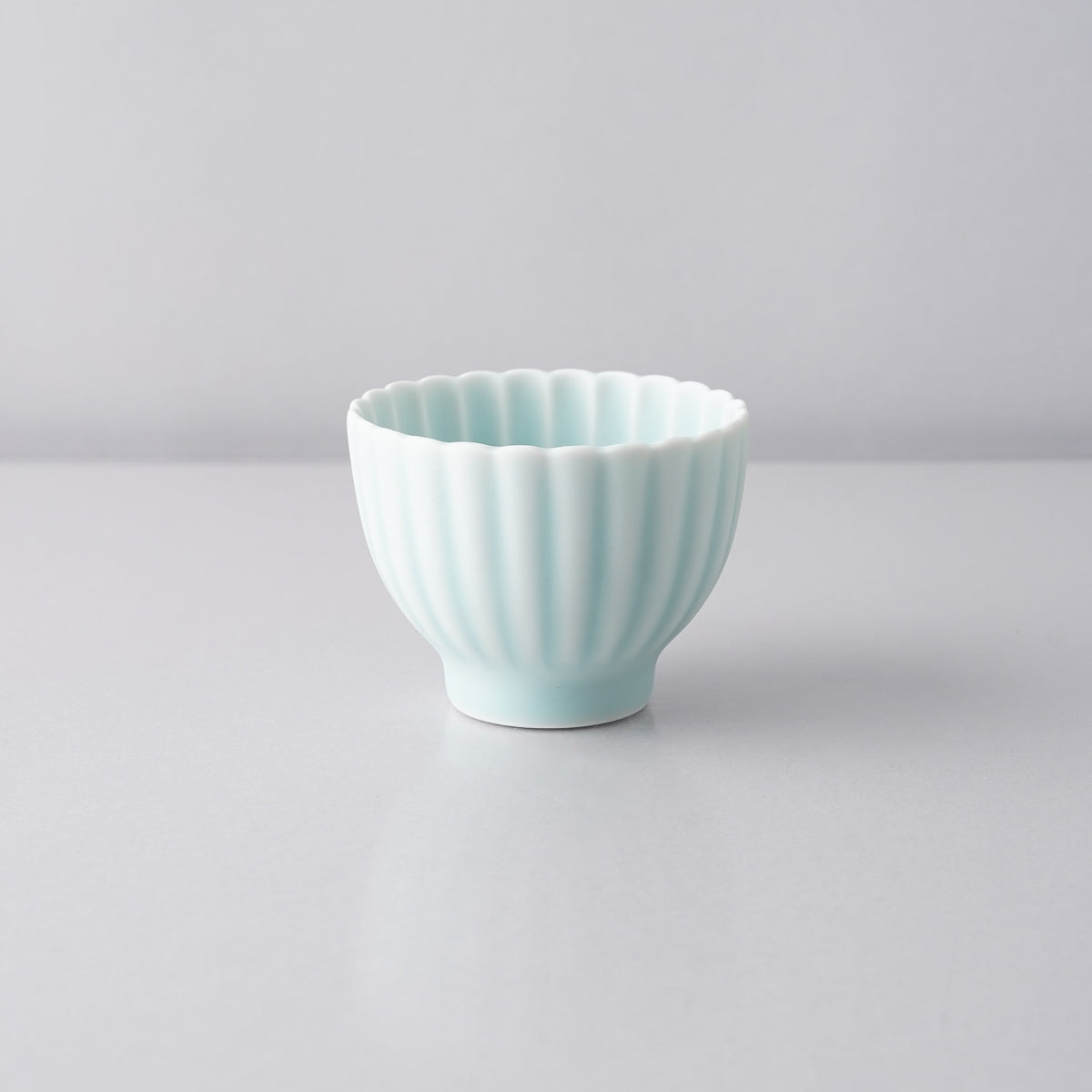 伊万里焼 モイスト 菊割湯呑 -爽 SOU- 90ml Hataman Studio1156