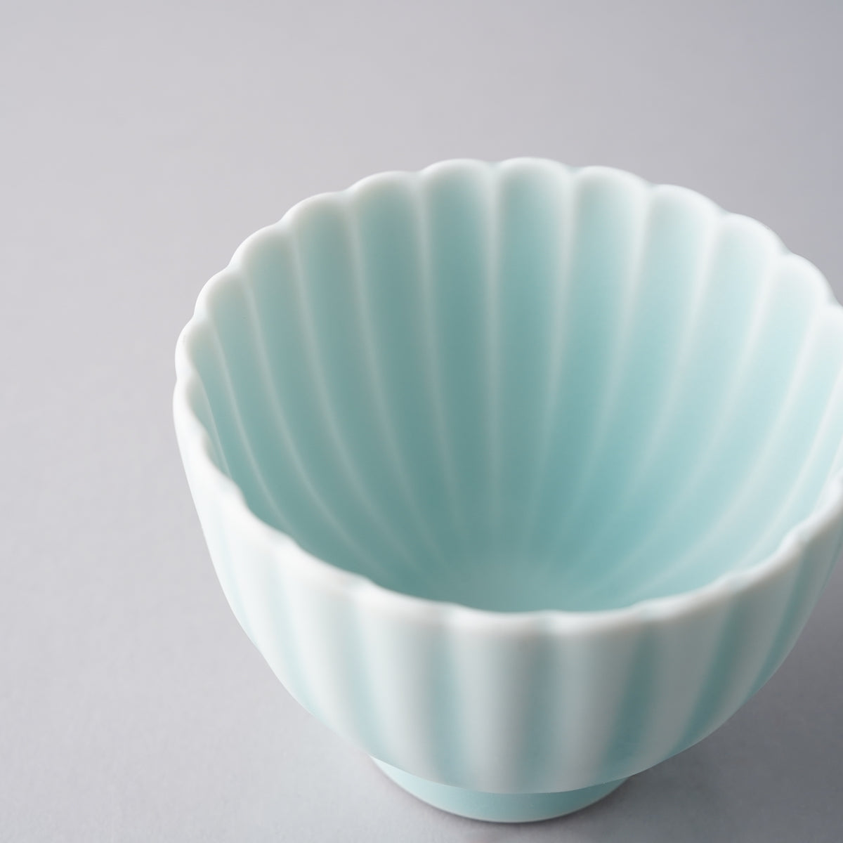 伊万里焼 モイスト 菊割湯呑 -爽 SOU- 90ml Hataman Studio1156