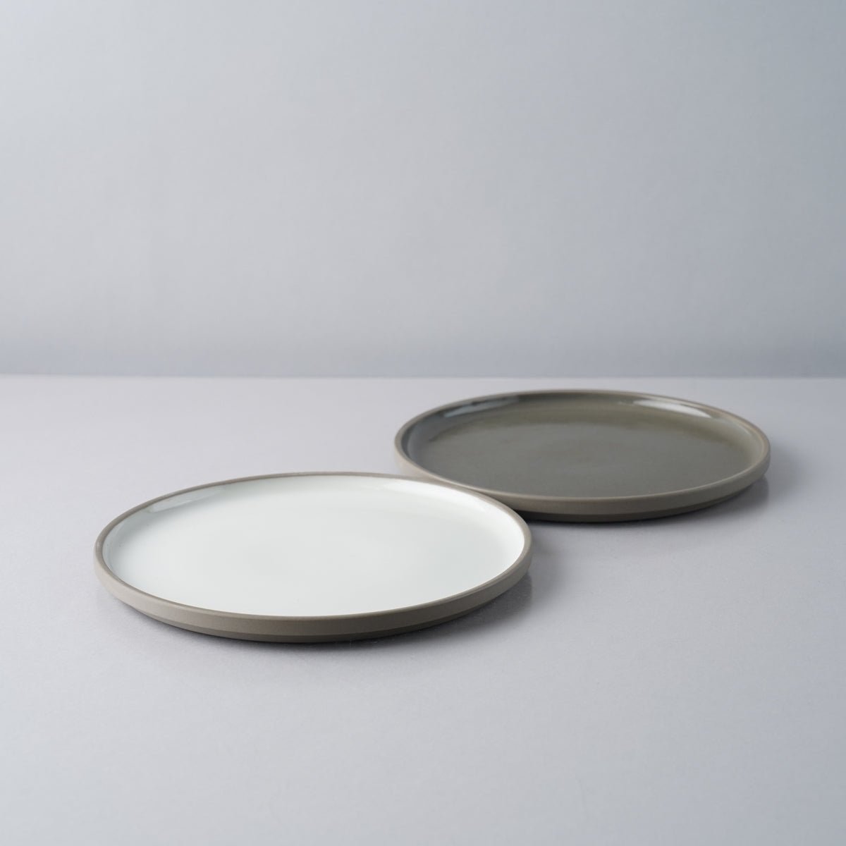 ハサミポーセリンのグレイシリーズ食器セット　全8点 ハサミポーセリンのギフト】 ワンプレートセット 25.5cm 2色