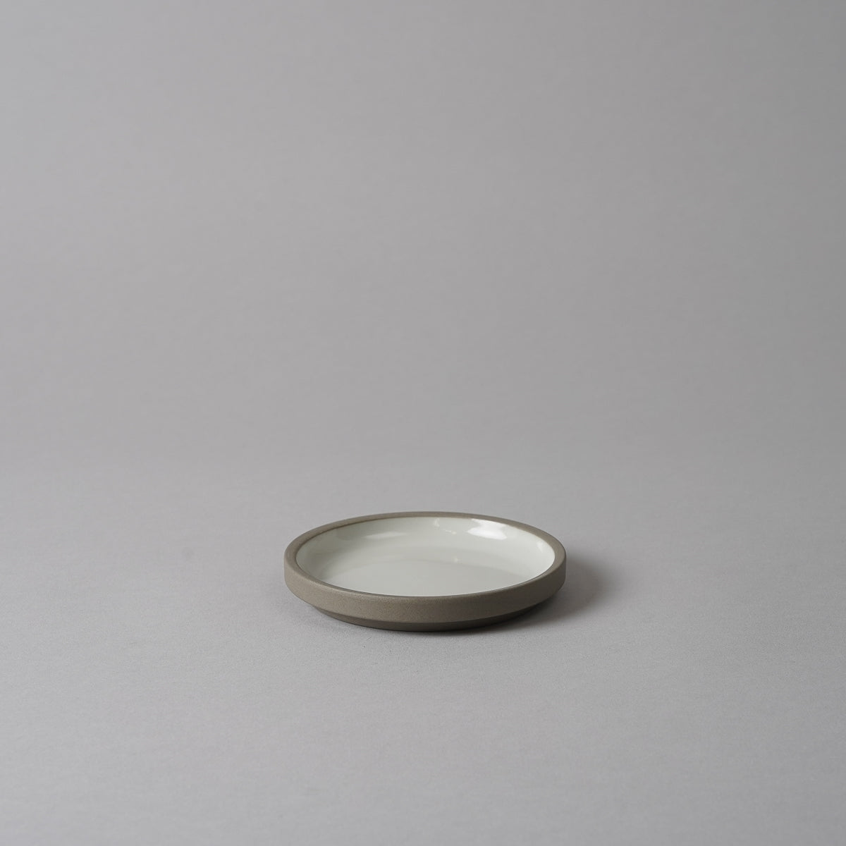 波佐見焼 HASAMI PORCELAIN GREY プレート(XS) 8.5cm Ash White(HAW101) HASAMI PORCELAIN Studio1156