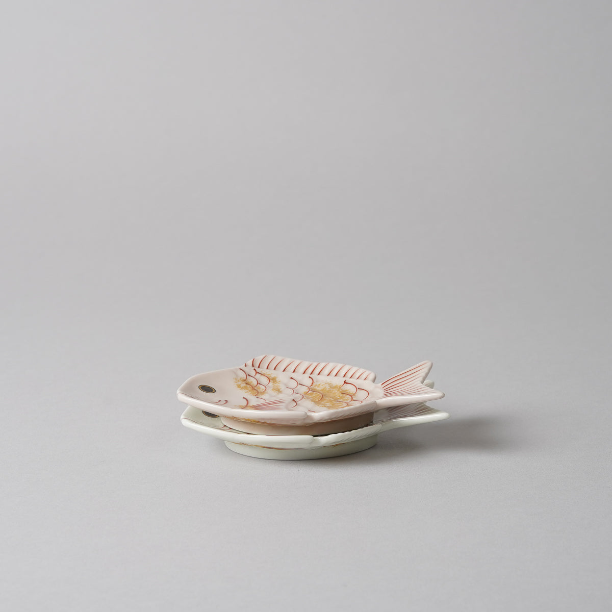 有田焼 錦金叩き 鯛形小皿 10cm Kouraku Studio1156