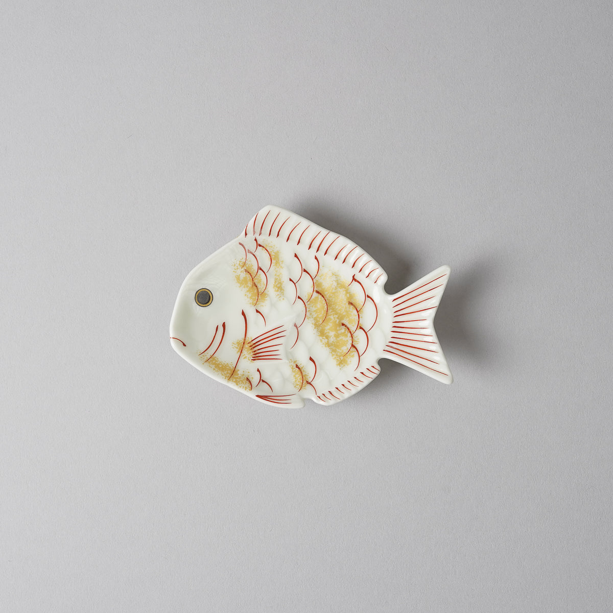 有田焼 錦金叩き 鯛形小皿 10cm 白 Kouraku Studio1156