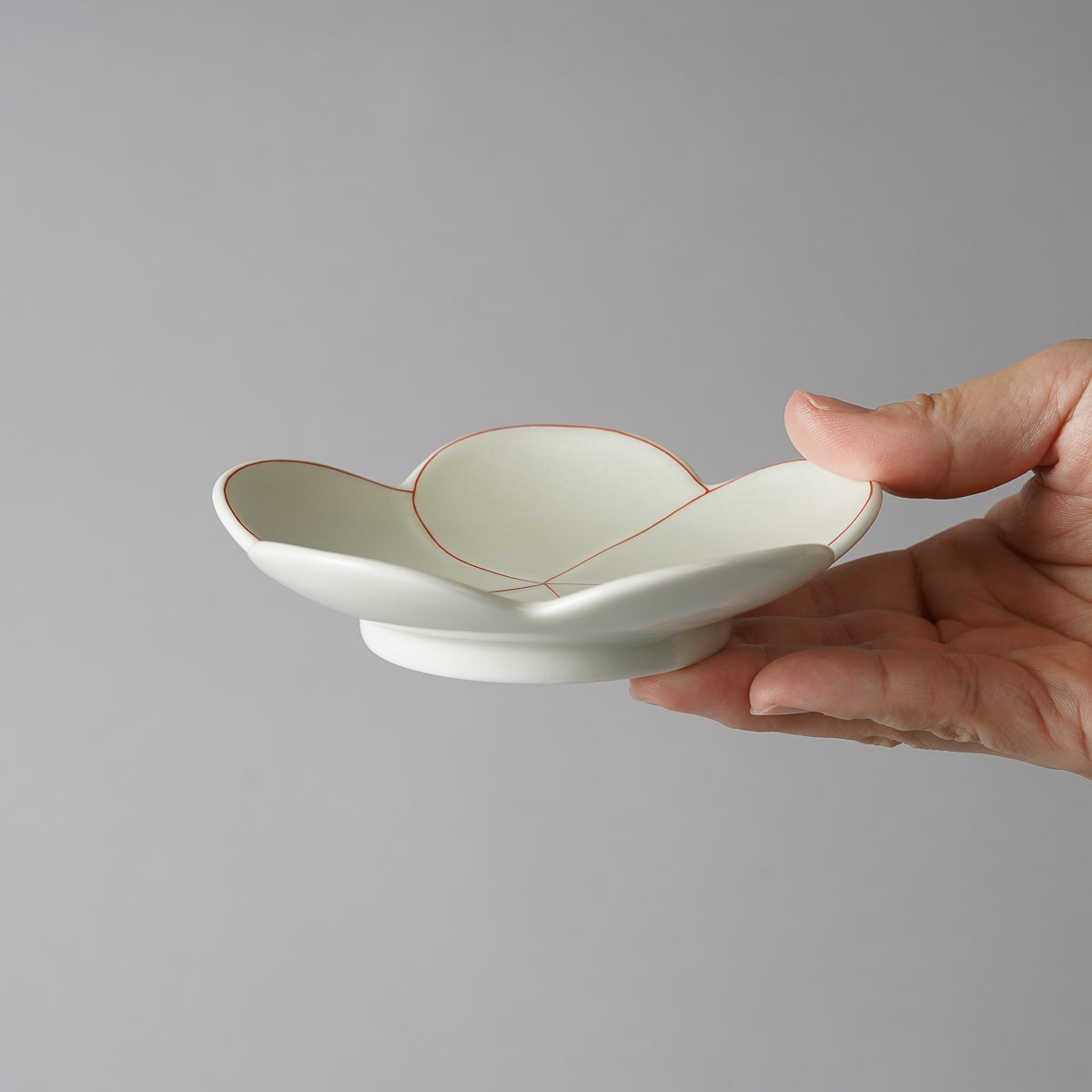 有田焼 捻り梅 銘々皿(小) 12cm Kouraku Studio1156