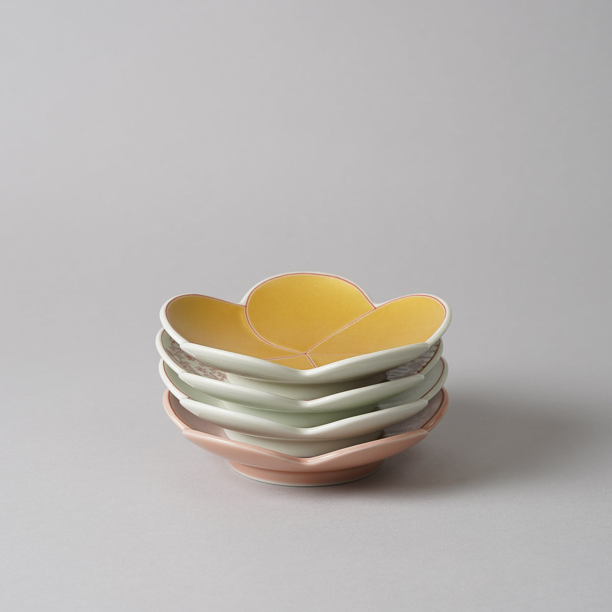 有田焼 捻り梅 銘々皿(小) 12cm Kouraku Studio1156