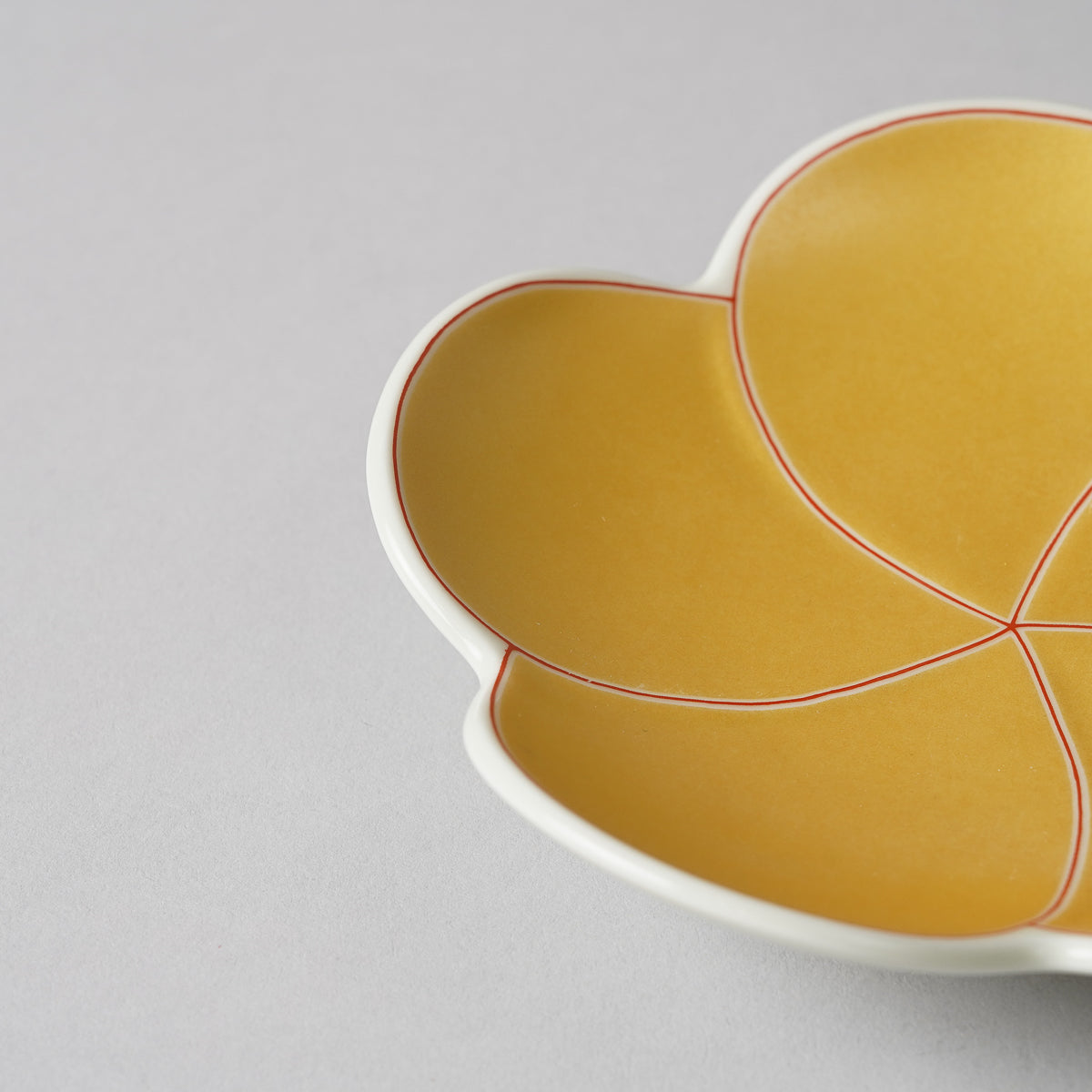 有田焼 捻り梅 銘々皿(小) 12cm Kouraku Studio1156