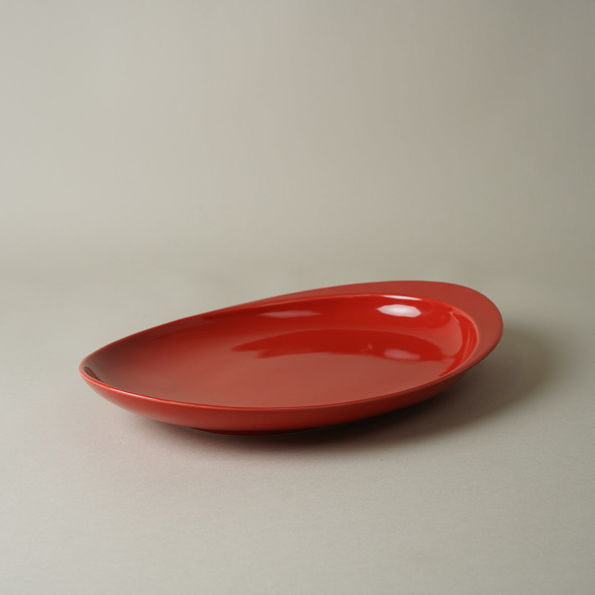 有田焼赤釉流し 平皿 約29,5cm 有田焼 オーバルプレート 26.5cm [2 Colors] 幸楽窯 - Studio1156