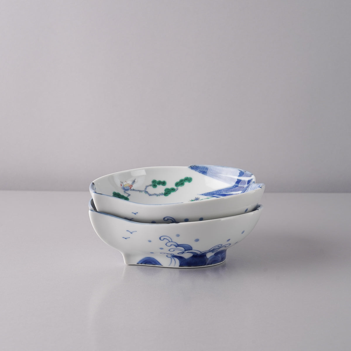 有田焼 錦松竹梅 桃型鉢 17cm Kouemon Studio1156