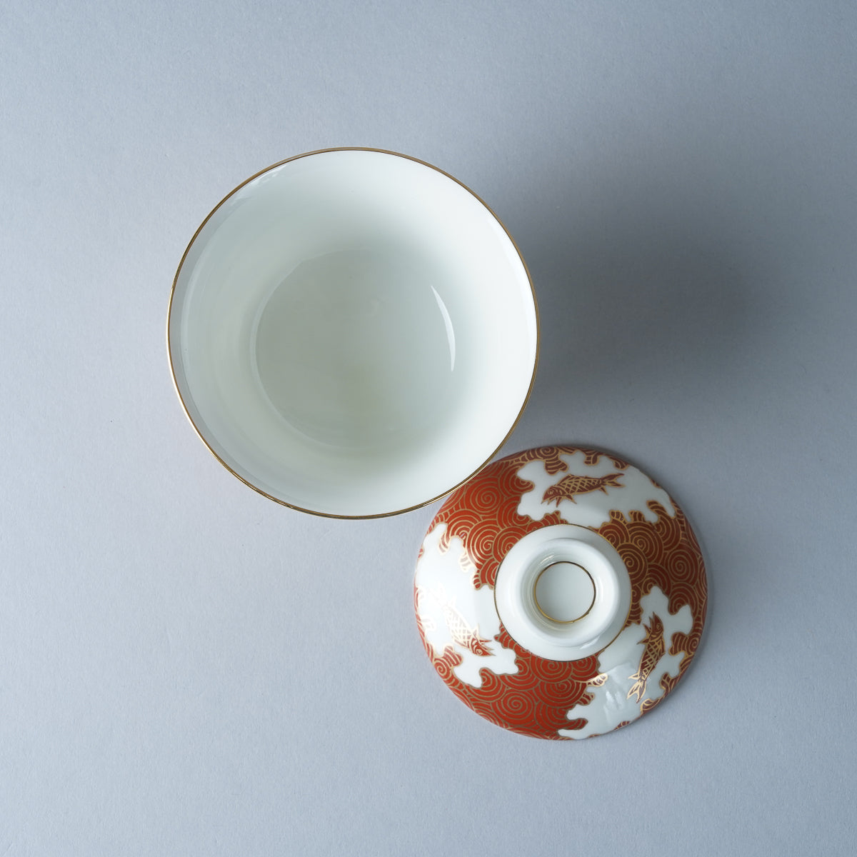 有田焼 錦朱巻金彩魚紋ユリ 蓋物(ふたもの)(小) 9cm/170ml Kouemon Studio1156