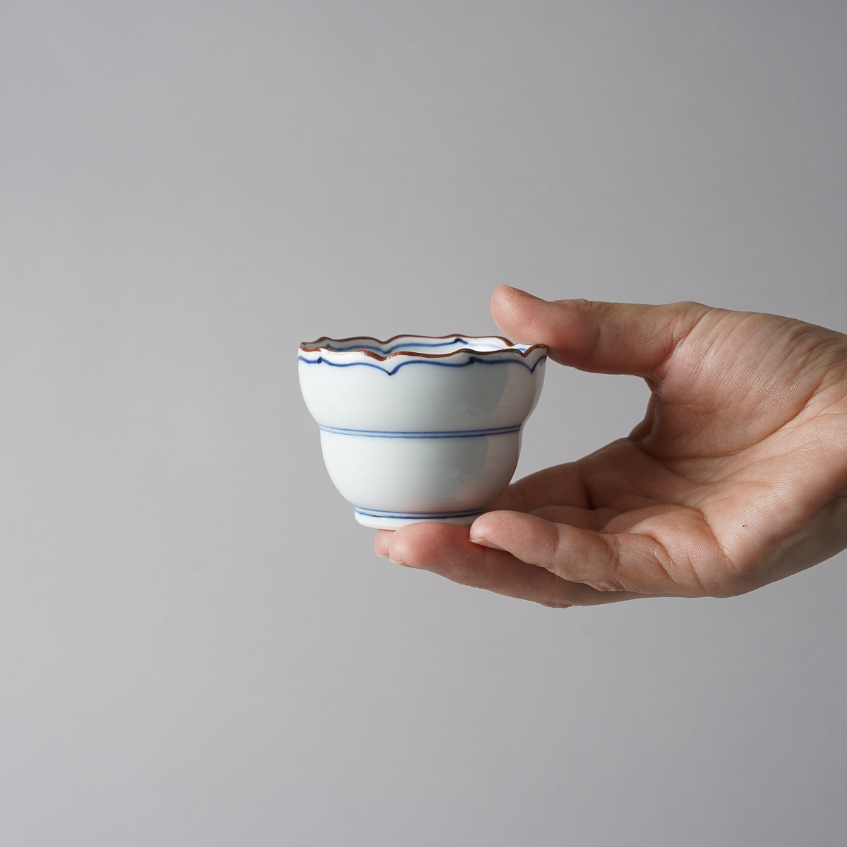 染付 見込筋 渕錆桔梗瓢型 豆鉢 7cm Korin Studio1156