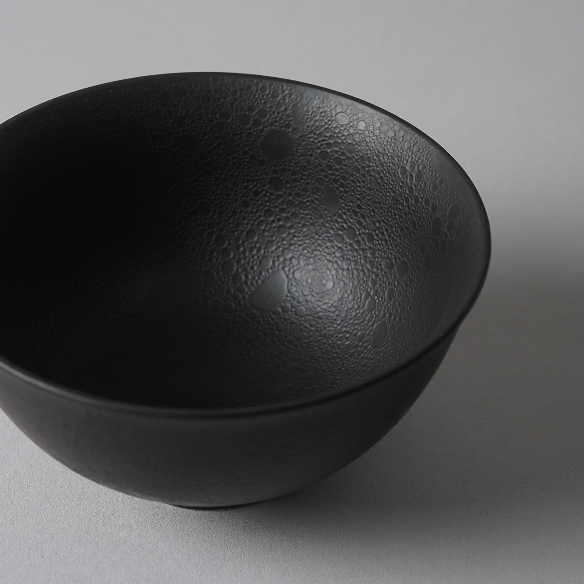 有田焼 黒泡 ごはん茶碗(小) 10.5cm Kichiemon Studio1156