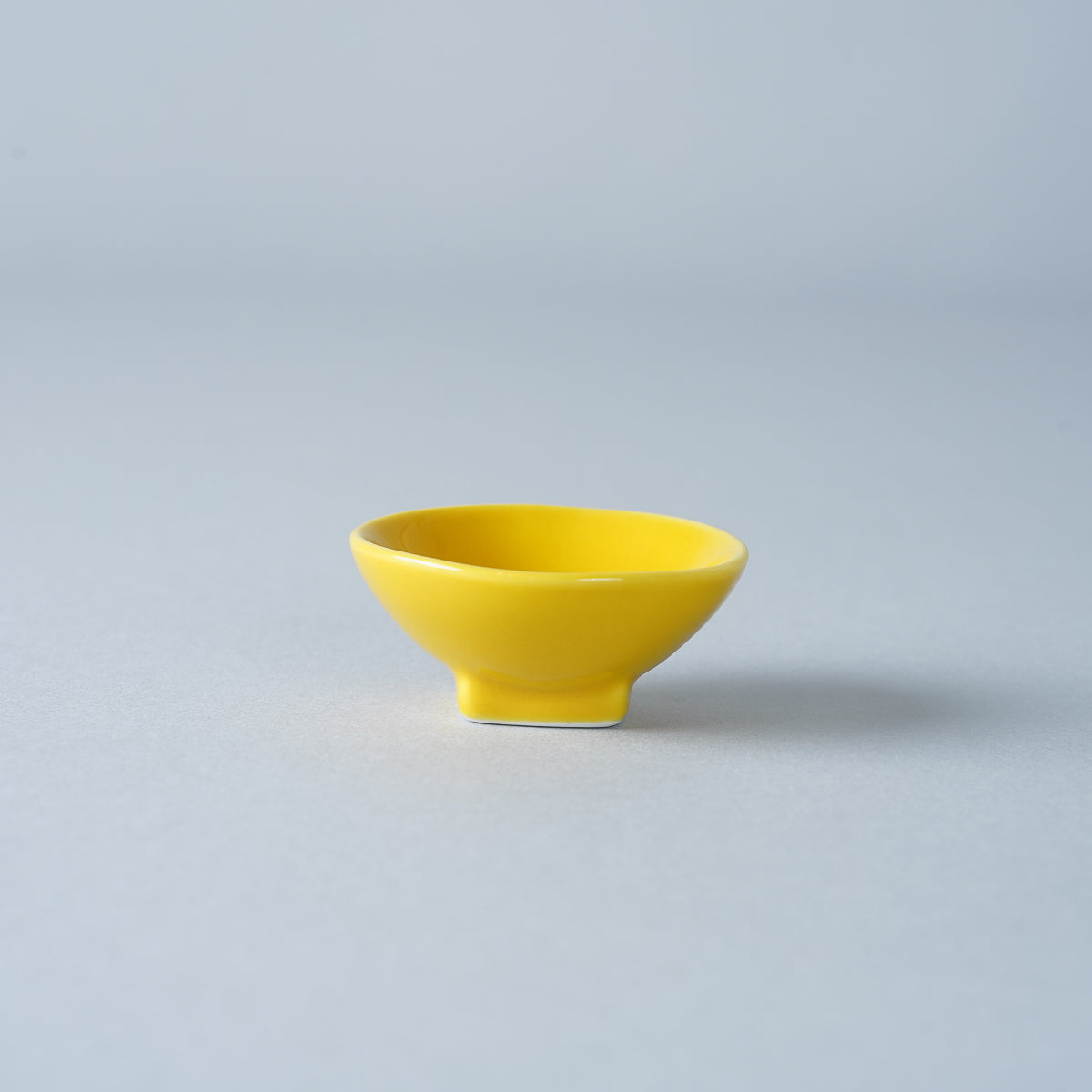 有田焼 丸プチ皿 豆皿 4.5cm イエロー Kanezen Studio1156
