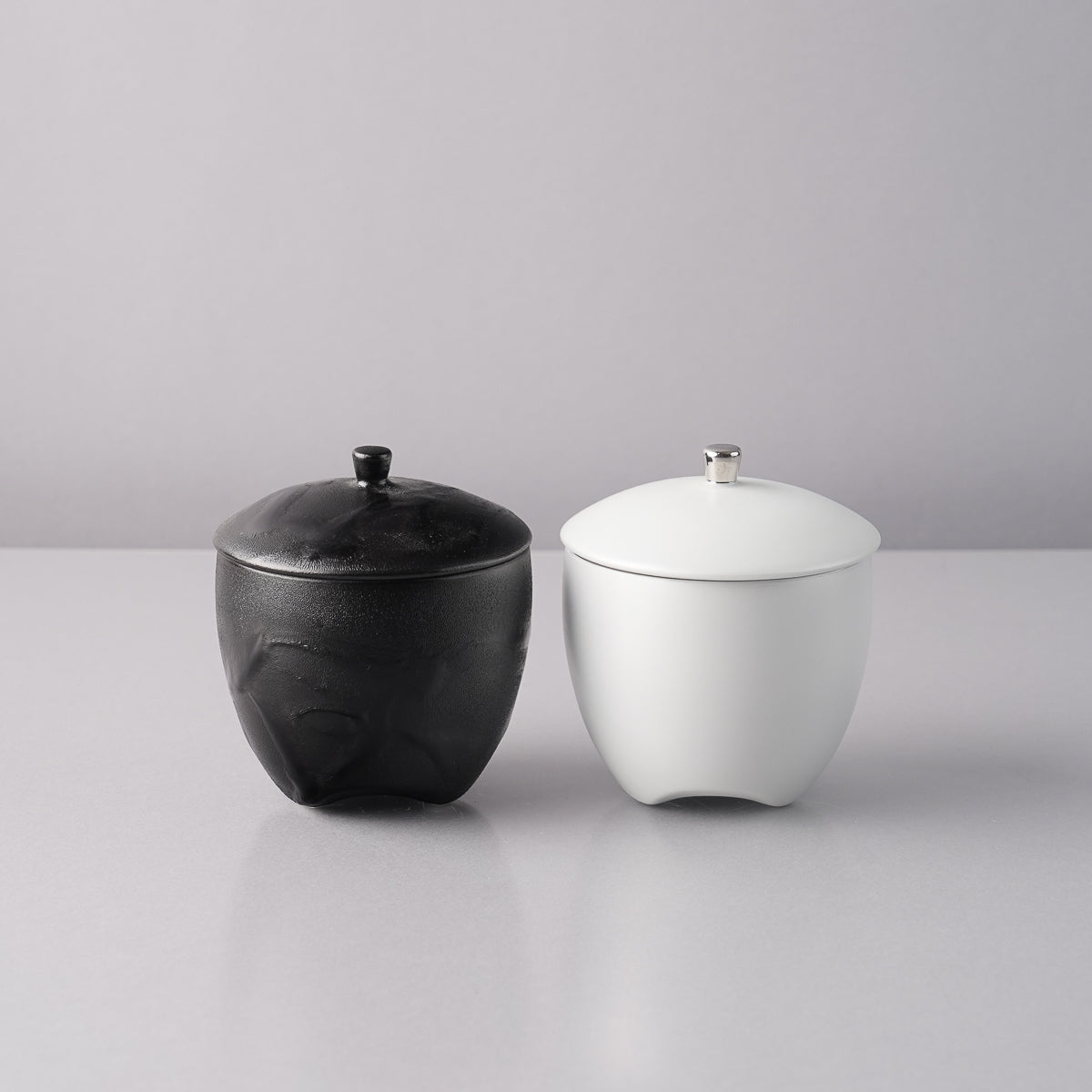三川内焼 三ツ足 蓋付小鉢 蓋物(ふたもの) 150ml Hiradokasho Studio1156