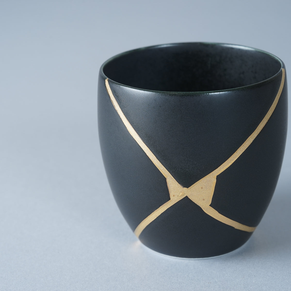 三川内焼 黒マット金継ぎ 片口酒器 290ml ぐい呑み 100ml Hirado-kasho Studio1156