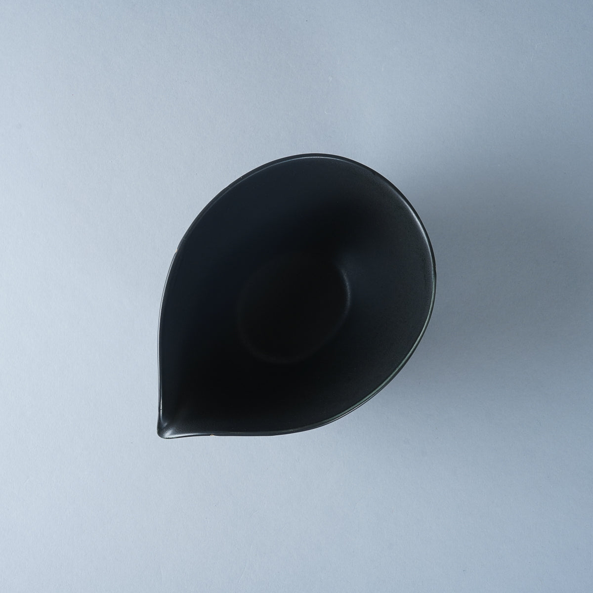 三川内焼 黒マット金継ぎ 片口酒器 290ml ぐい呑み 100ml Hirado-kasho Studio1156