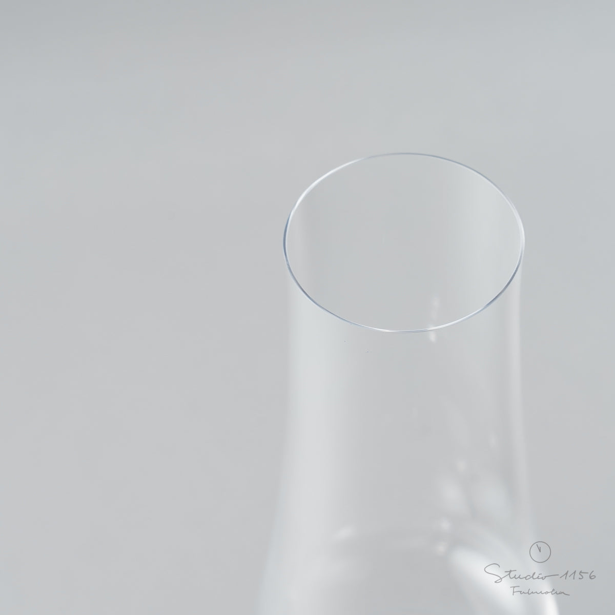 Stem Zero Volcano シャンパン 300ml [食洗機対応] [ガラス食器] Nude Studio1156