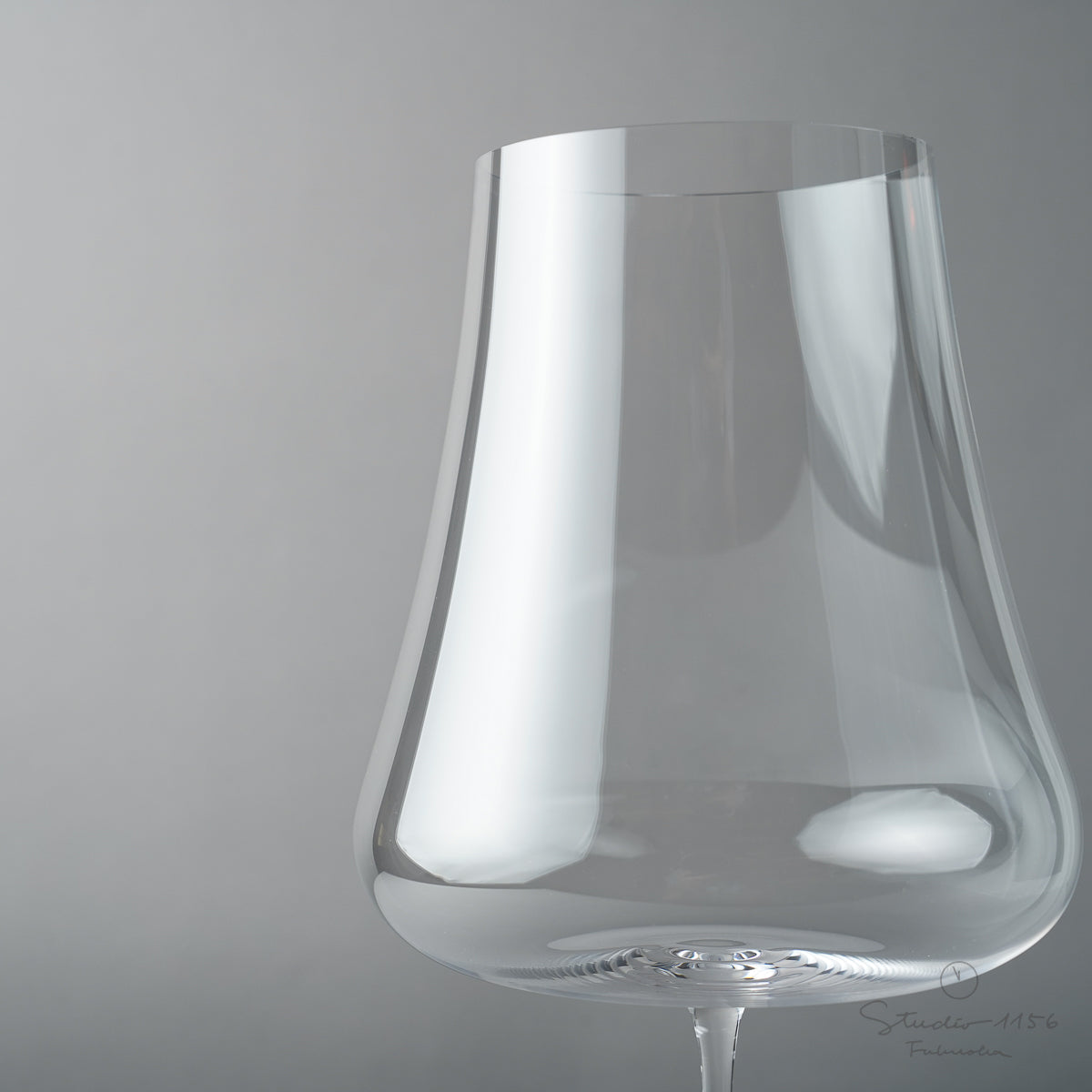 Stem Zero Volcano レッドワイン 1000ml [食洗機対応] [ガラス食器] Nude Studio1156