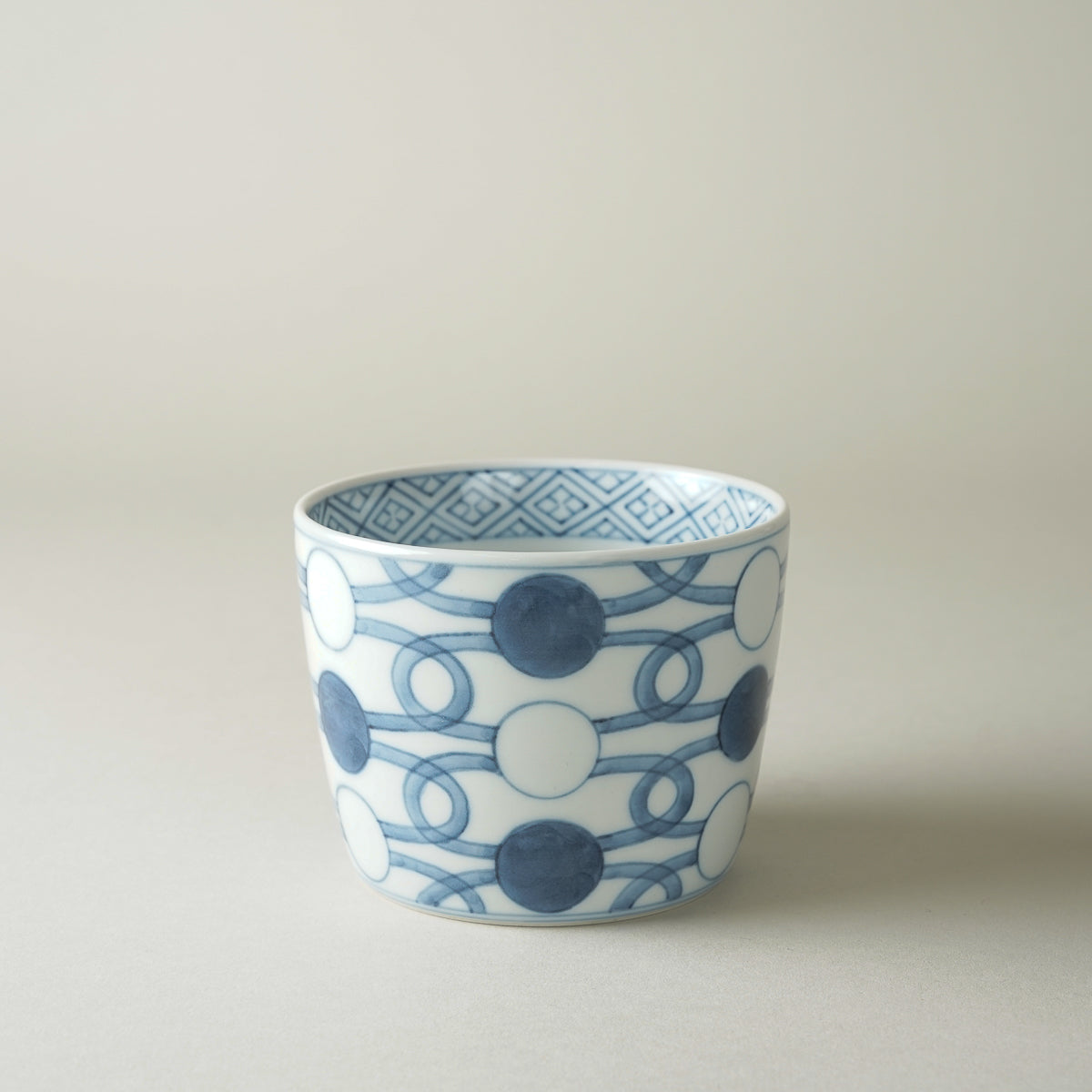 有田焼 染付丸繋ぎ紋 そば猪口(大) 220ml 李荘窯 - Studio1156