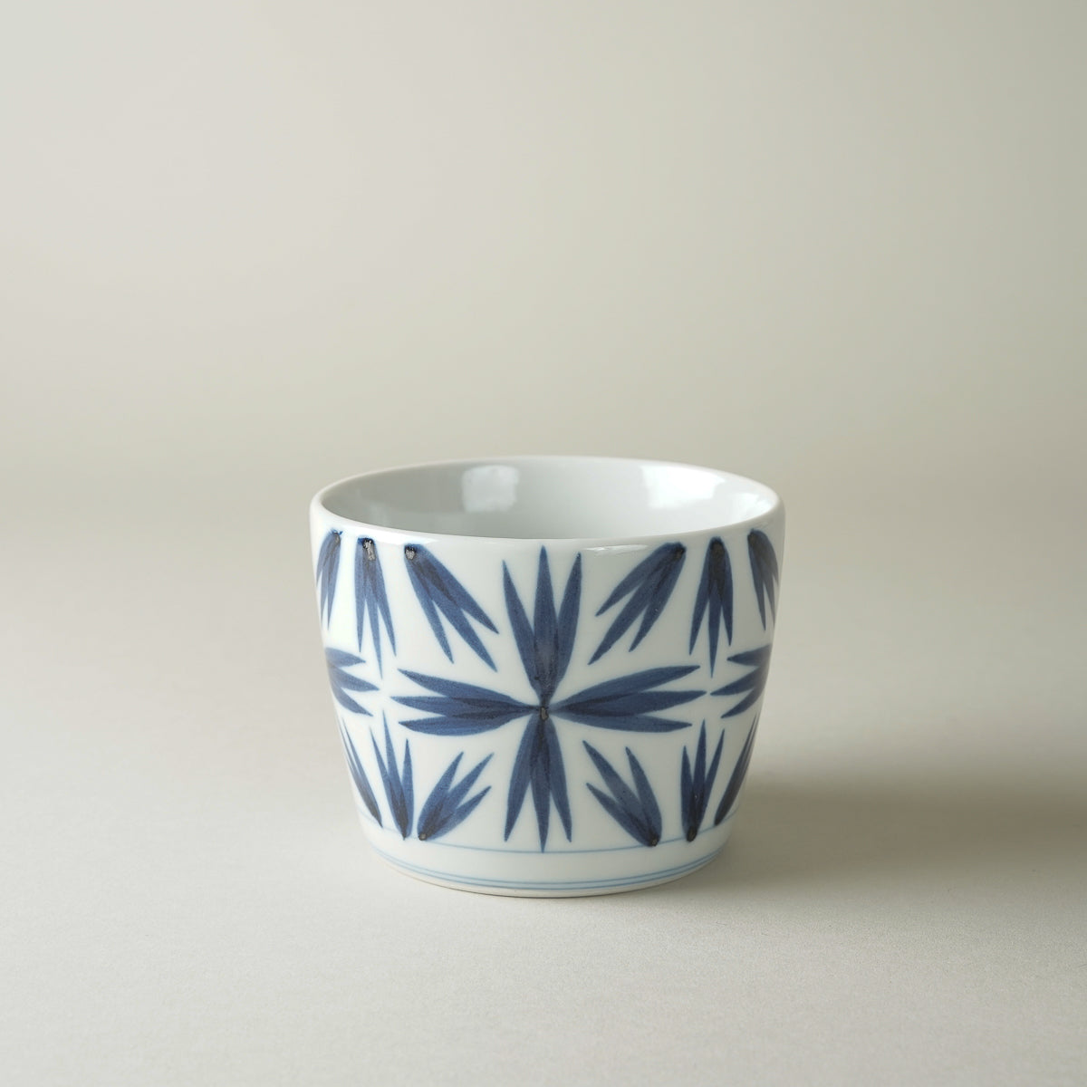 有田焼 染付 撫子紋 そば猪口(大) 220ml Riso Studio1156