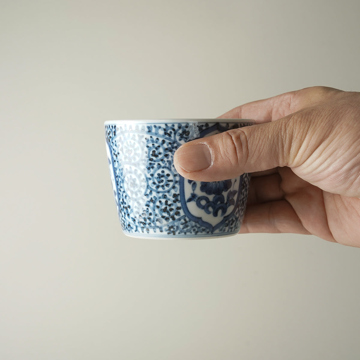 有田焼 染付 蛸唐草草花文 そば猪口(大) 220ml 李荘窯の通販