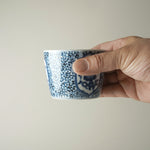 有田焼 染付 蛸唐草草花紋 そば猪口(大) 220ml Riso Studio1156