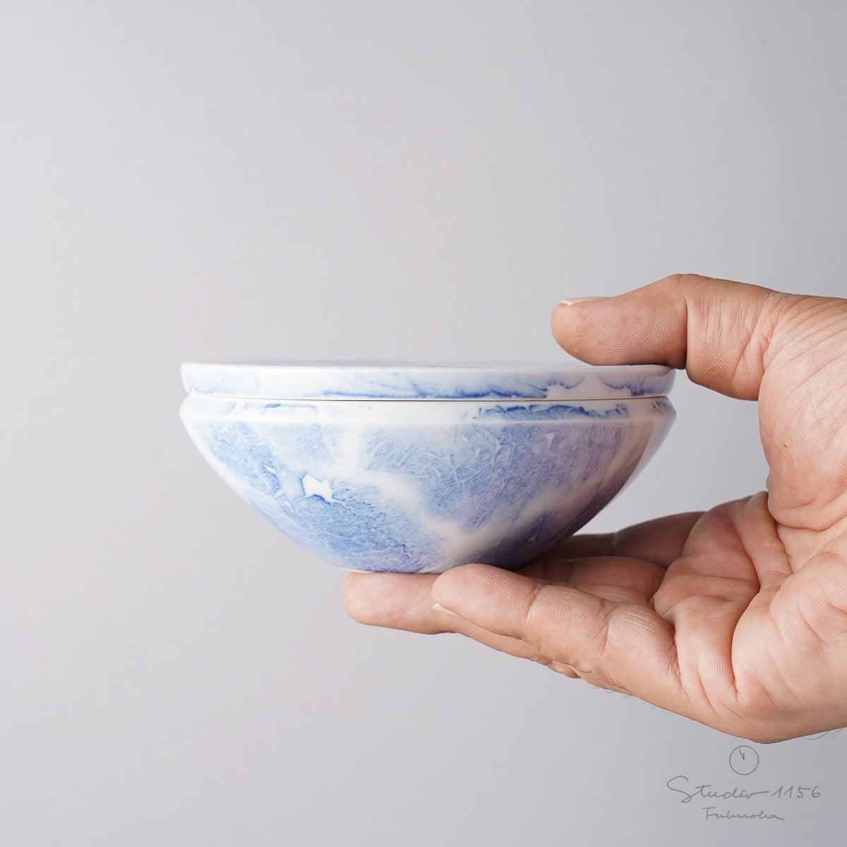 有田焼 丸蓋物(ふたもの) ボウル 12cm Riso Studio1156