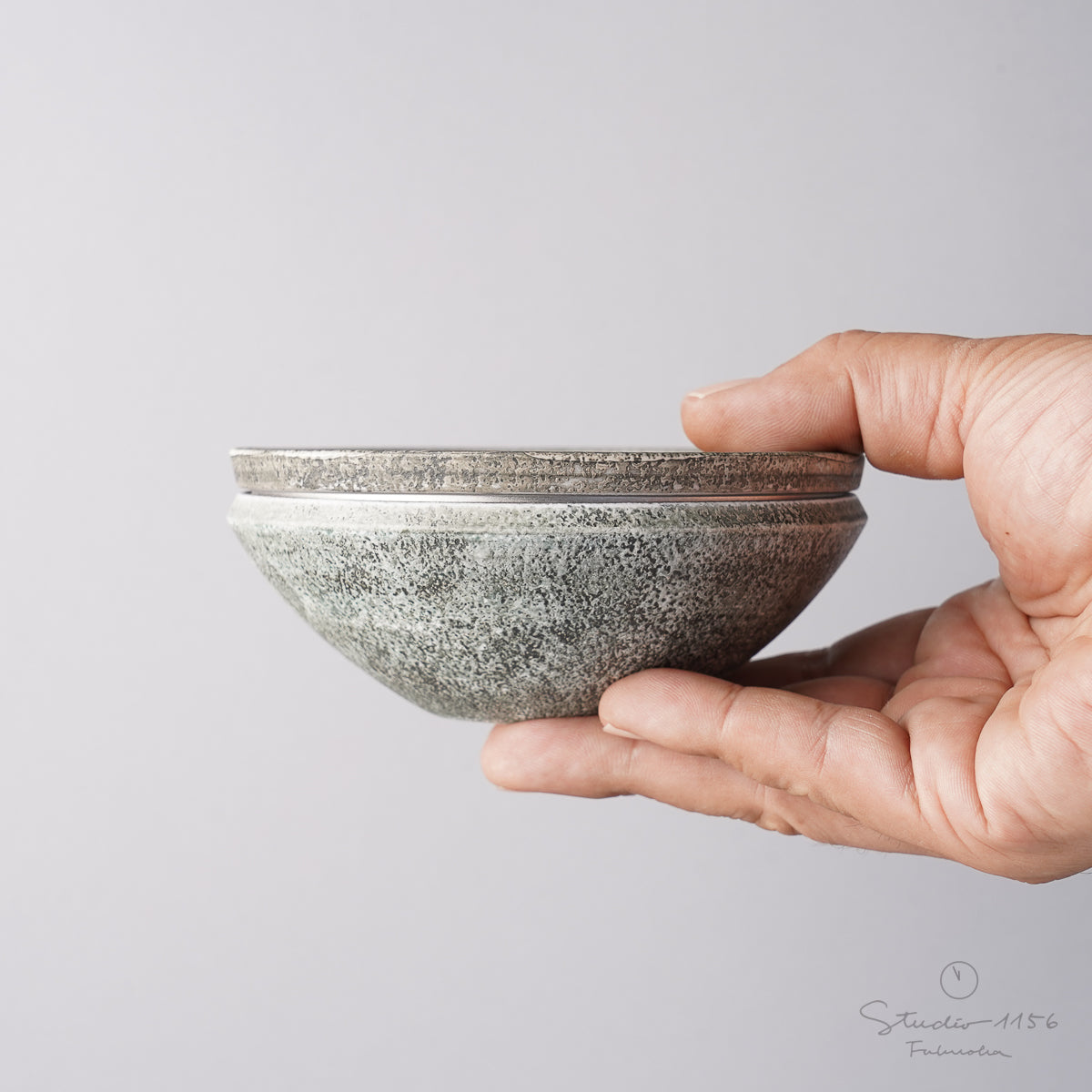 有田焼 丸蓋物(ふたもの) ボウル 12cm Riso Studio1156
