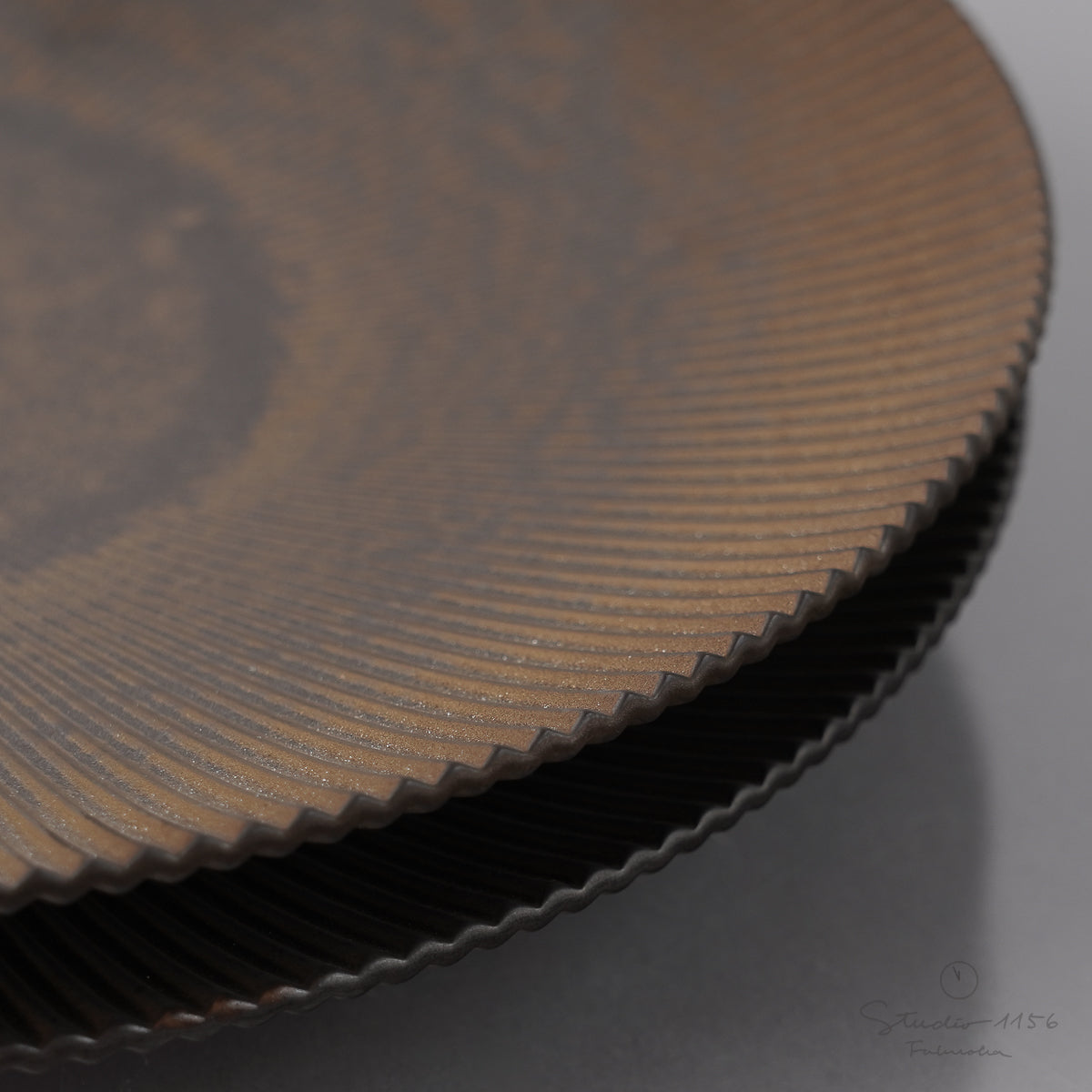 有田　李荘窯 鎬24cm プレート×4枚 サイズ　24cm ф245xh17mm 有田 李荘窯 鎬24cm プレート×4枚 サイズ 24cm ф245xh17mm