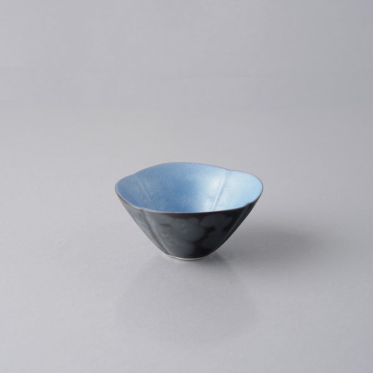 有田焼 シャインブルー 酒器(徳利とおちょこ) ぐい呑み(大吟醸)40ml Riso Studio1156