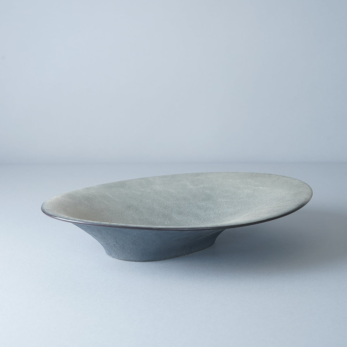 有田焼 シャンパンゴールド オーバルプレート 28.5cm Riso Studio1156