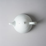有田焼 白磁ブラスト 鎬ティーポット 500ml Riso Studio1156