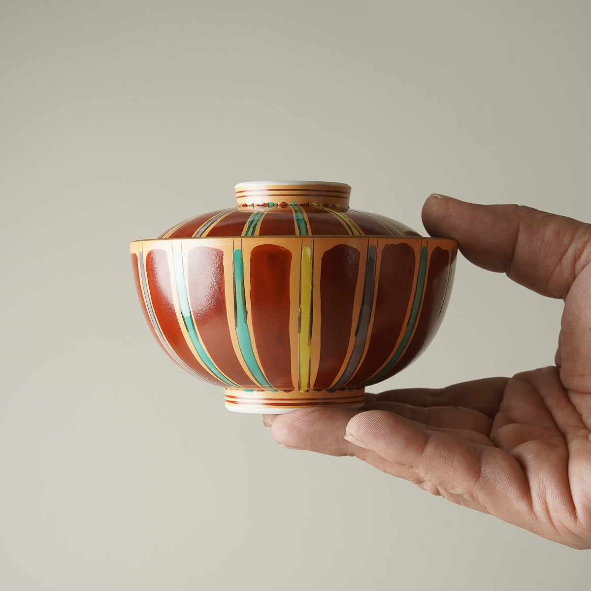 伊万里焼 赤十草 蓋物 11cm [数量限定] Kanemon Studio1156