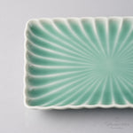 伊万里焼 菊彫り長角皿 16cm Sehyo Studio1156