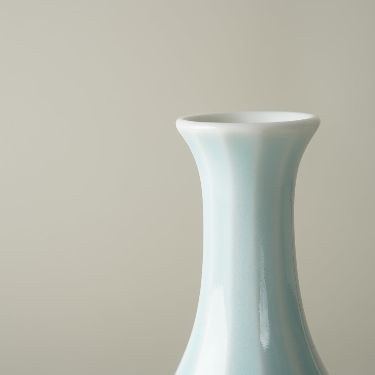 有田焼 青白磁 面取 徳利/ぐい呑 (200ml / 40ml) Seitoen Studio1156