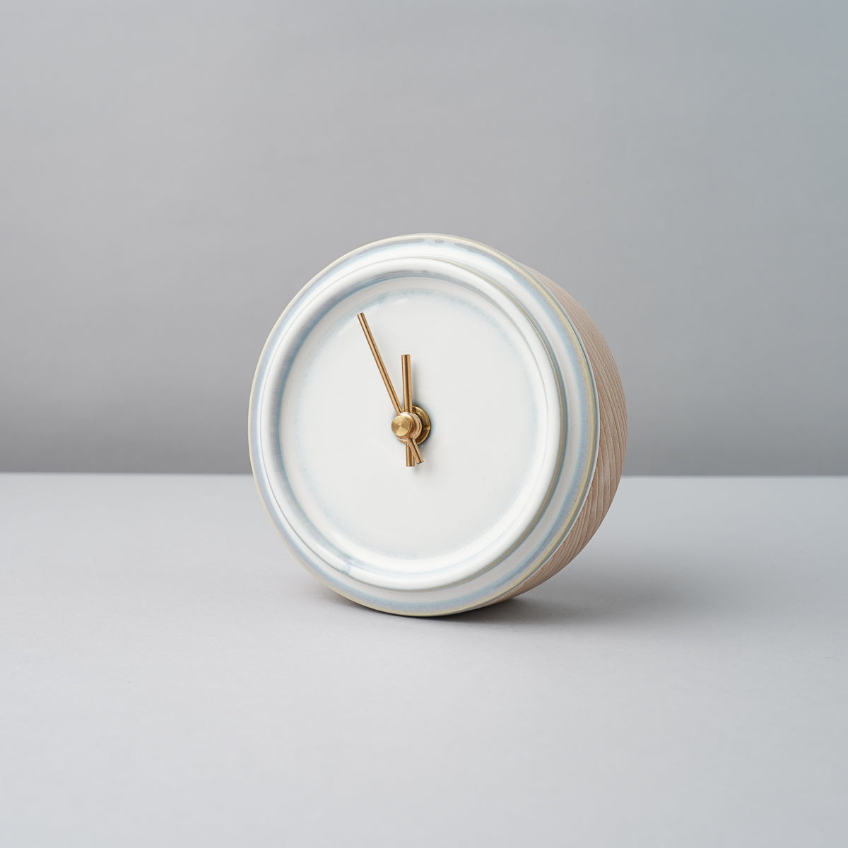 美濃焼 TILE WOOD CLOCK 陶器時計 置き時計 電池付 乳白釉(WZ-01) SUGY Studio1156