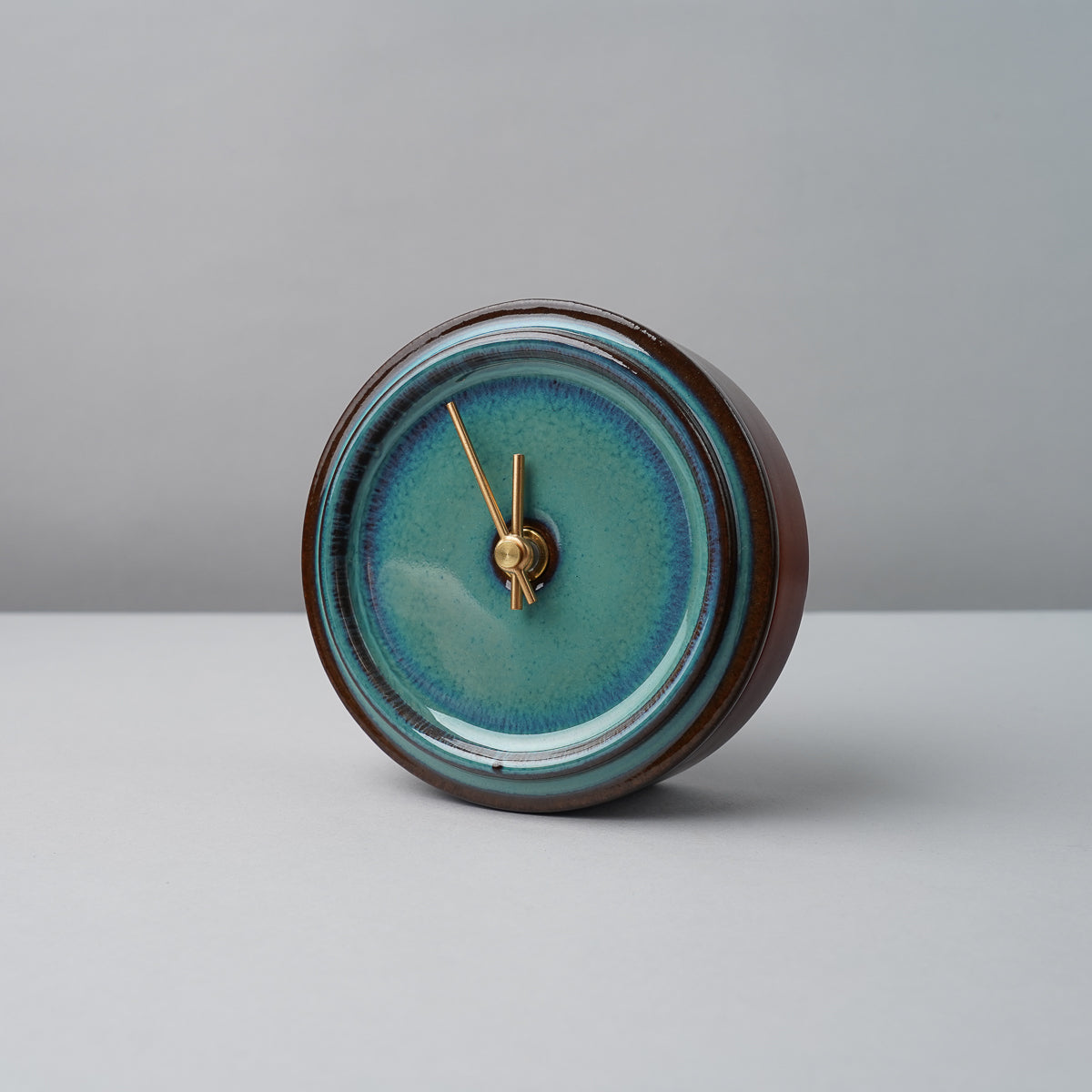 美濃焼 TILE WOOD CLOCK 陶器時計 置き時計 電池付 青海鼠釉(WZ-02) SUGY Studio1156