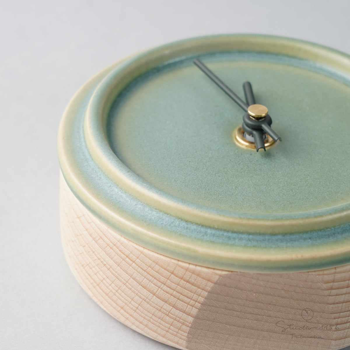 ⭐️Yves Saint Laurent 置き時計　陶器製 ⭐️Yves Saint Laurent 置き時計 陶器製 ⭐️Yves Saint Laurent